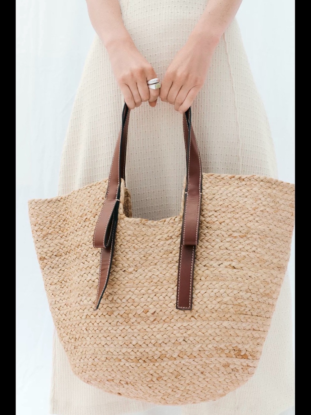 Zara Woven Straw Tote Bag with Brown Leather Handles - Picture 7 of 8